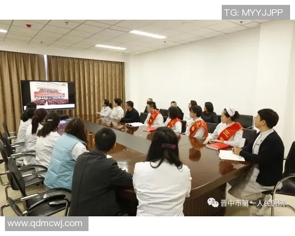 携手共攀事业高峰，共同开创美好明天的辉煌篇章